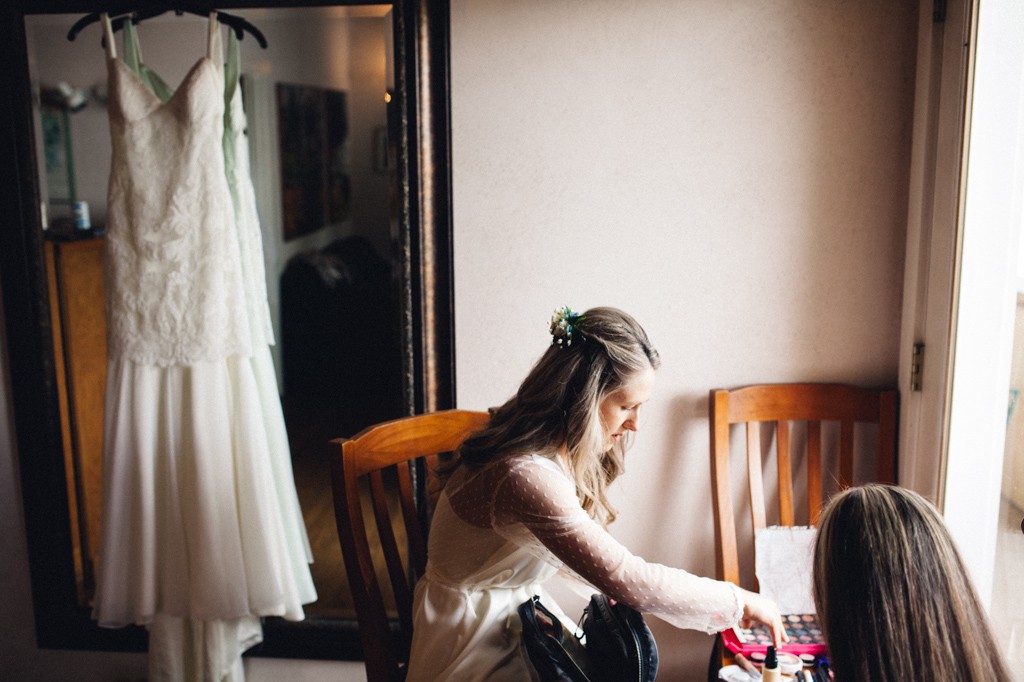 julia kinnunen photography, wedding, seattle, getting ready, delille cellar