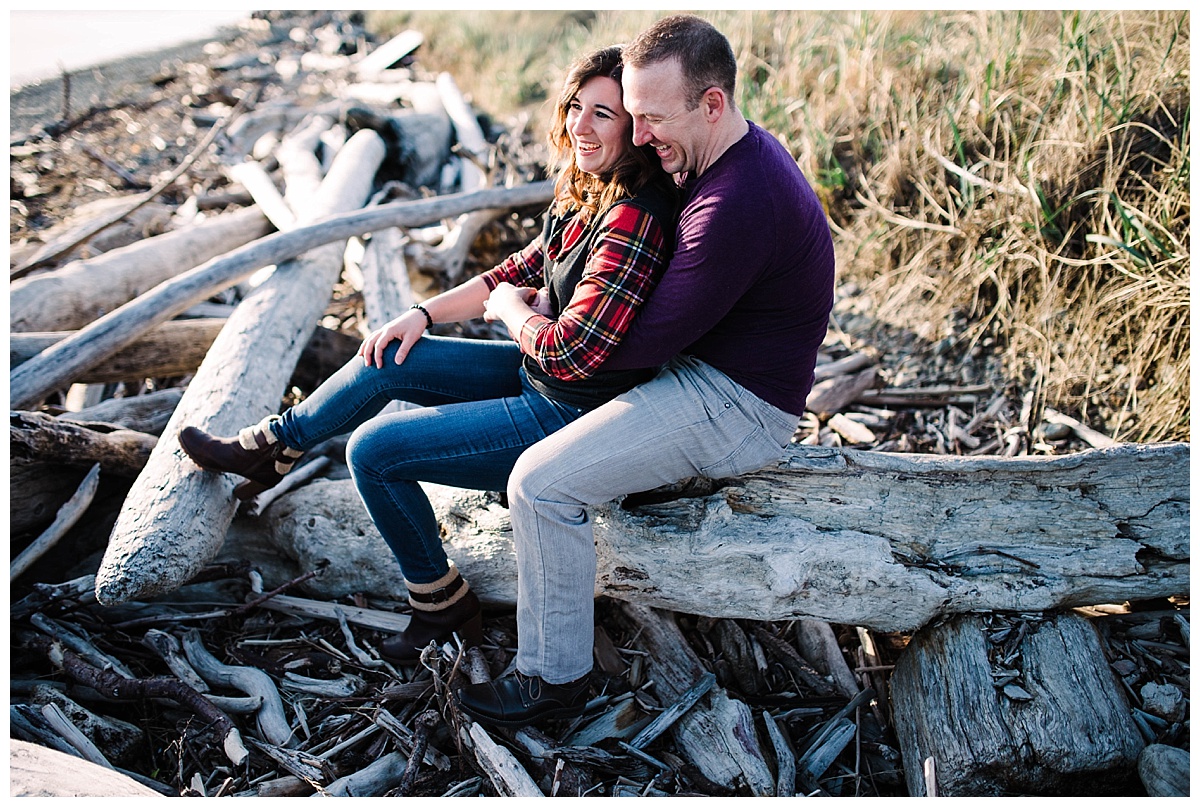  offbeat bride, discovery park, seattle engagement, seattle bride and groom, engagement session, julia kinnunen photography, destination wedding, seattle wedding, wedding photography, newlyweds, adventure session