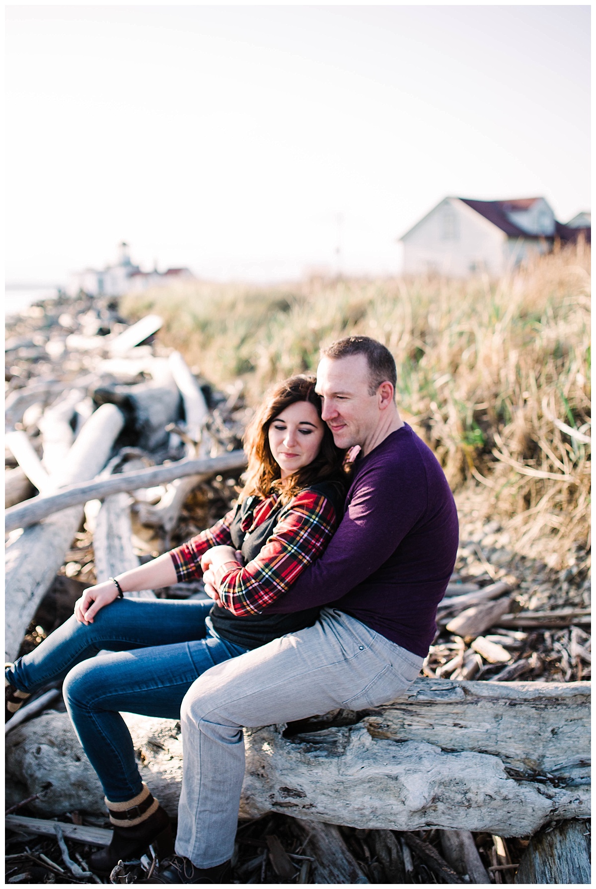  offbeat bride, discovery park, seattle engagement, seattle bride and groom, engagement session, julia kinnunen photography, destination wedding, seattle wedding, wedding photography, newlyweds, adventure session