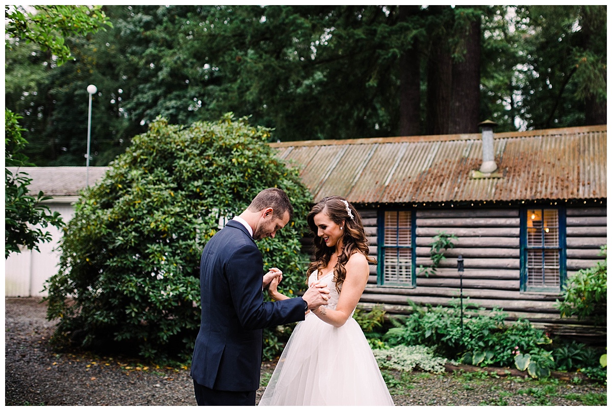 offbeat bride, seattle engagement, seattle bride and groom, engagement session, julia kinnunen photography, destination wedding, seattle wedding, wedding photography, newlyweds, black diamond gardens, greenhouse wedding