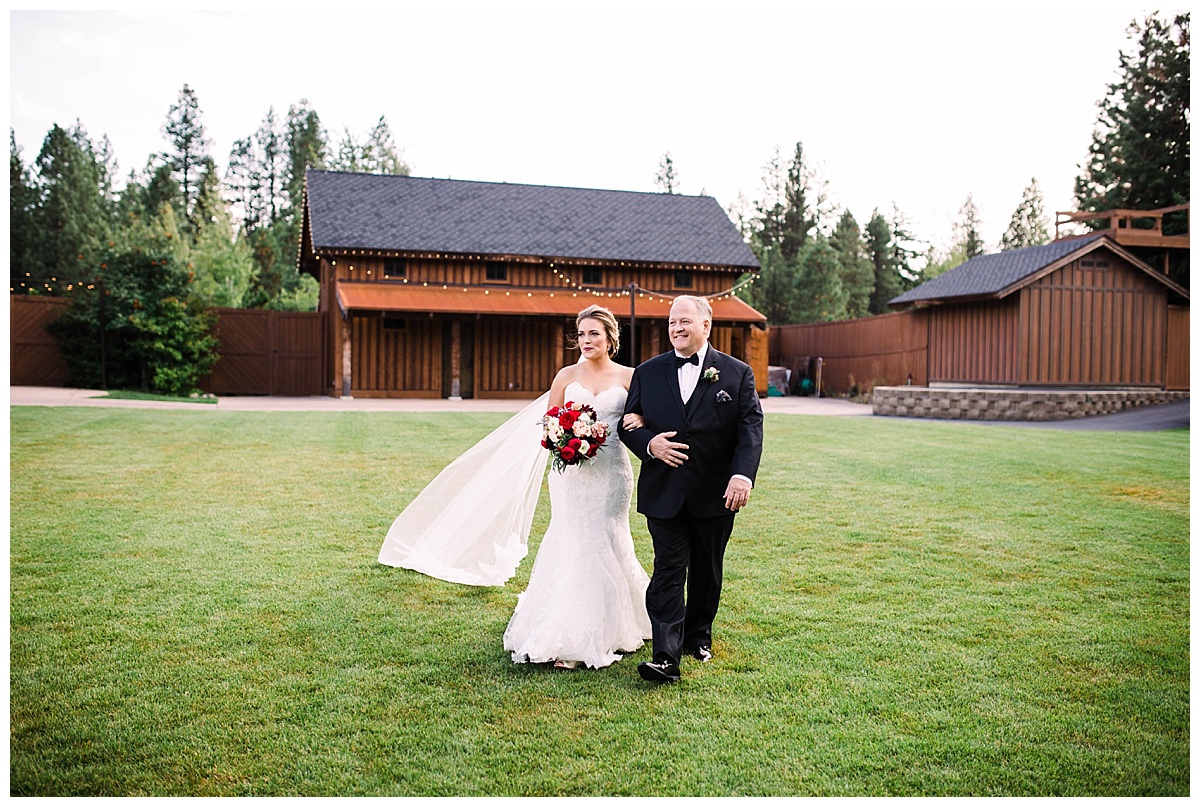 offbeat bride, seattle engagement, seattle bride and groom, engagement session, julia kinnunen photography, destination wedding, seattle wedding, wedding photography, newlyweds, swiftwater cellars, eastern Washington wedding, vineyard wedding, winery wedding