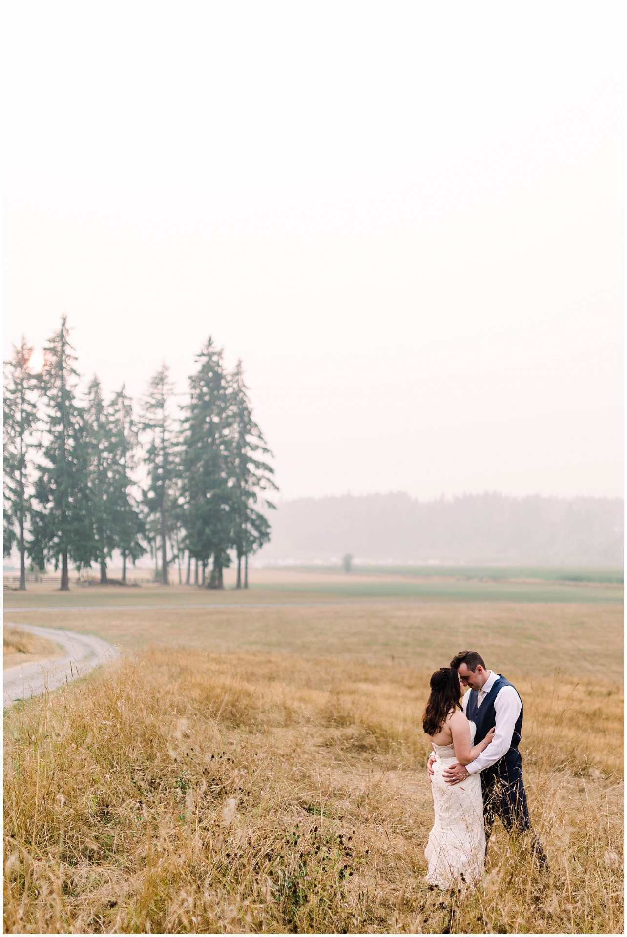 Julia Kinnunen photography, seattle wedding photographer, seattle engagement photographer, pnw wedding photographer, seattle portrait photographer, seattle elopement photographer, pnw elopement photographer, seattle couples photos, real life couples, seattle wedding planner, seattle wedding coordinator, offbeat bride, urban wedding, urban engagement photos, newlyweds, bride and groom, destination wedding, destination wedding photographer, adventure seekers, Kelley farm wedding, Kelley farm wedding photographer, rustic wedding