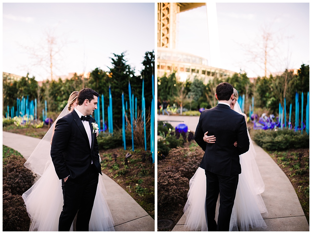 julia kinnunen photography, destination wedding, black tie wedding, seattle wedding, wedding photography, bride, groom, newlyweds, offbeat bride, Chihuly garden and glass, formal wedding, evening wedding