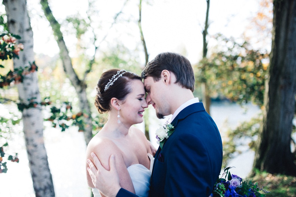 julia kinnunen photography, wedding, seattle, portrait, first look