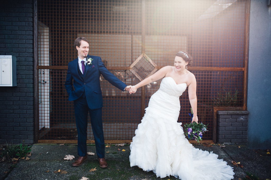 julia kinnunen photography, wedding, seattle, portrait, first look