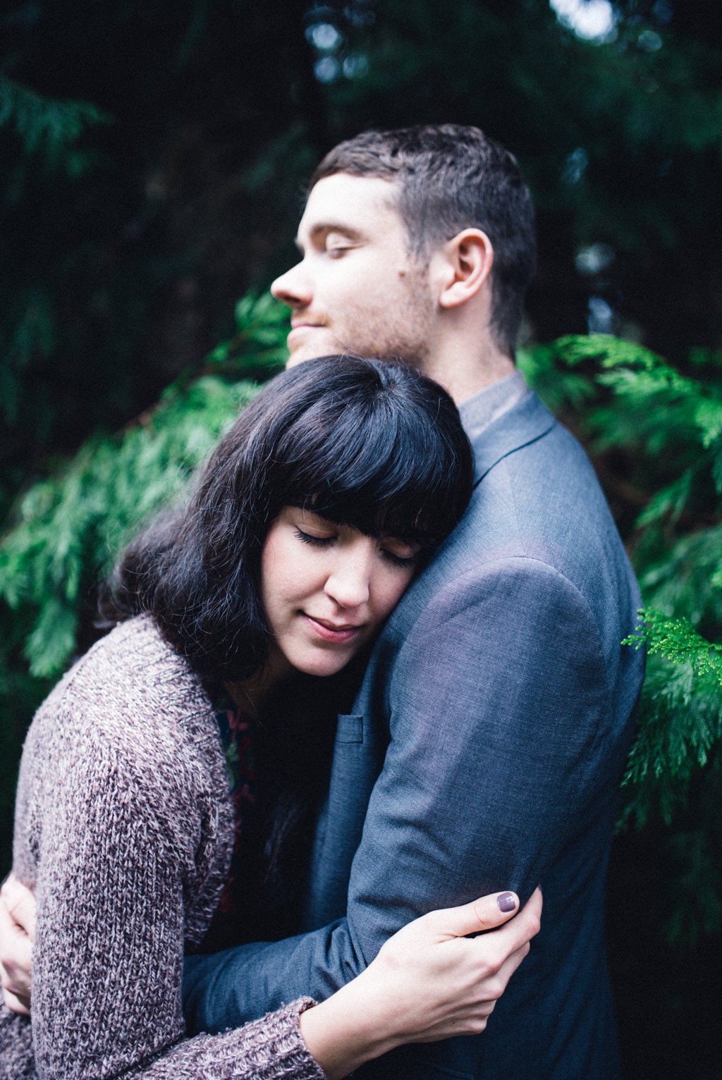 julia kinnunen photography, engagement, seattle, lincoln park, couple, fiance