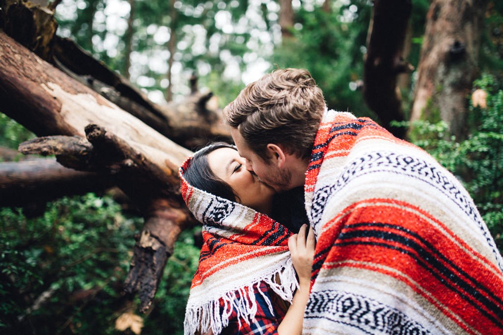 julia kinnunen photography, married life, seattle, holiday photos, couple, family portrait