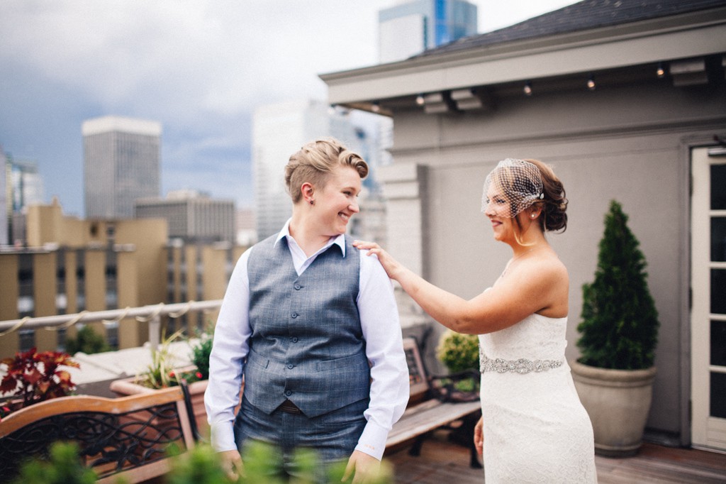 julia kinnunen photography, wedding, seattle, first look, hotel sorrento, same sex wedding