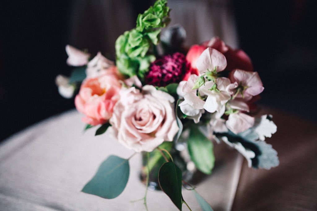 julia kinnunen photography, wedding, seattle, details, reception, within sodo, same sex wedding