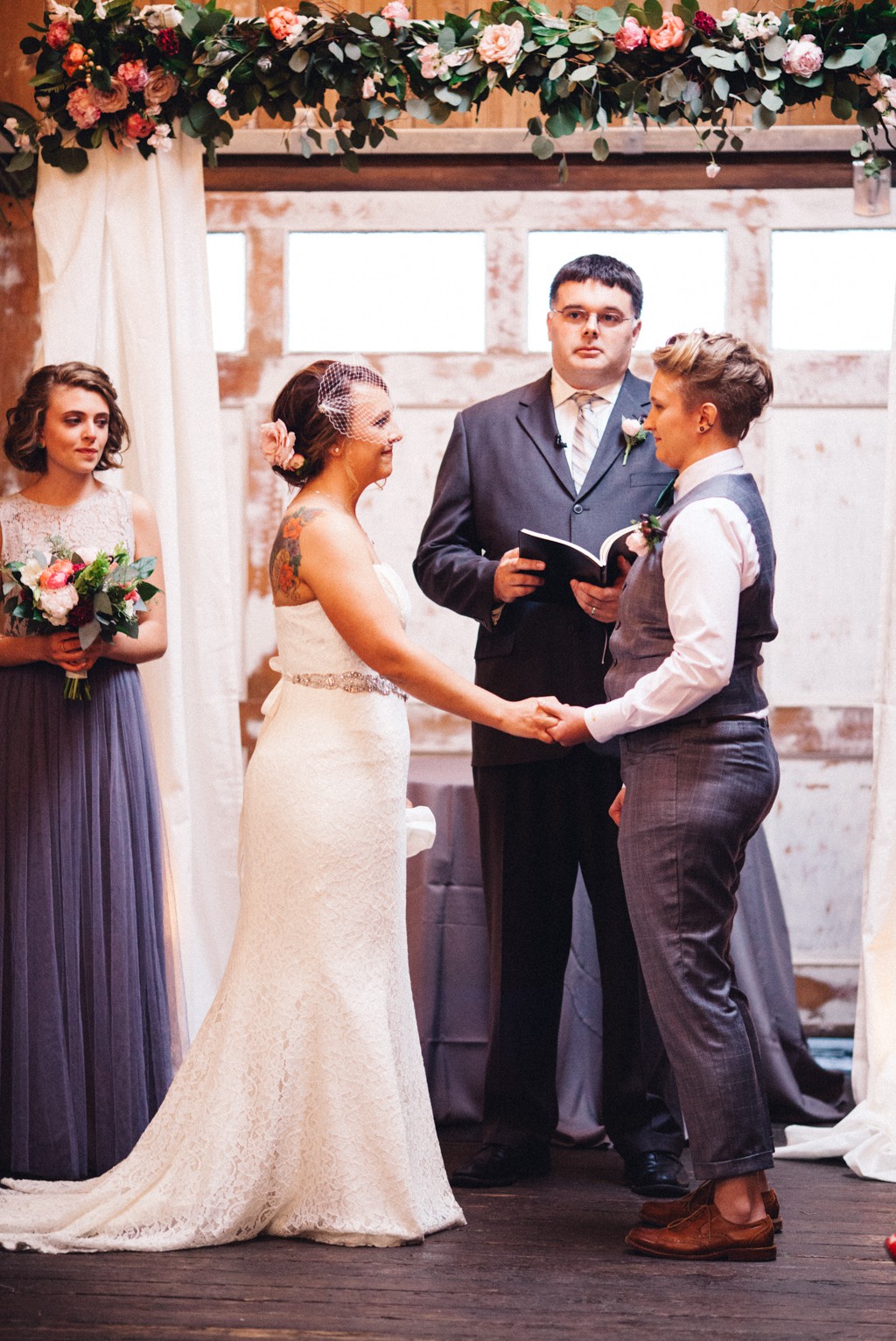 julia kinnunen photography, wedding, seattle, ceremony, within sodo, same sex wedding