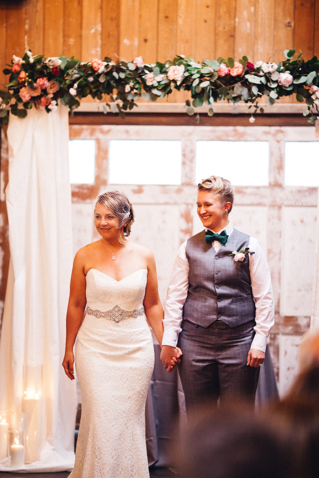 julia kinnunen photography, wedding, seattle, ceremony, within sodo, same sex wedding