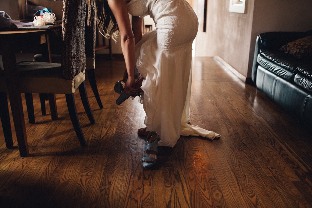 julia kinnunen photography, wedding, seattle, getting ready, delille cellar