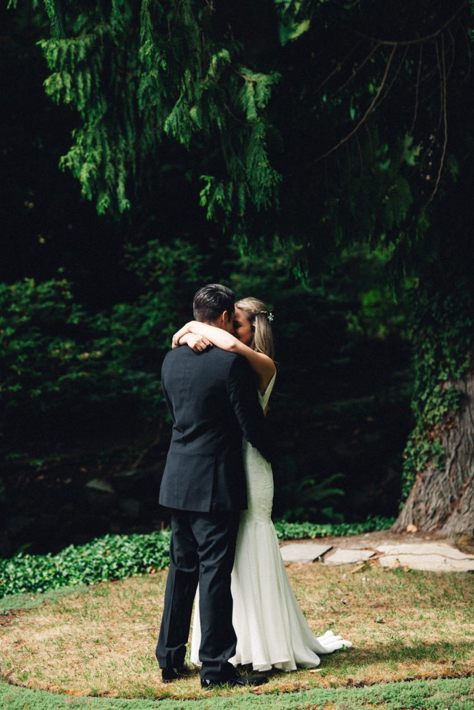 julia kinnunen photography, wedding, seattle, first look, portrait, delille cellar