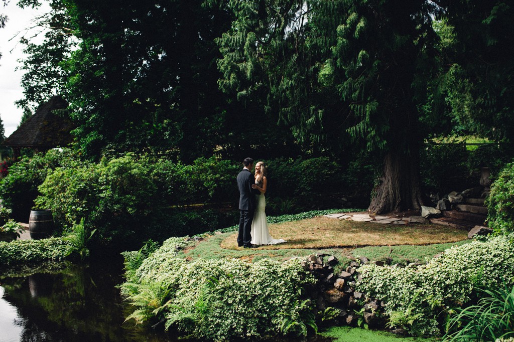 julia kinnunen photography, wedding, seattle, first look, portrait, delille cellar