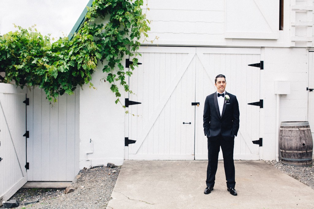 julia kinnunen photography, wedding, seattle, first look, portrait, delille cellar