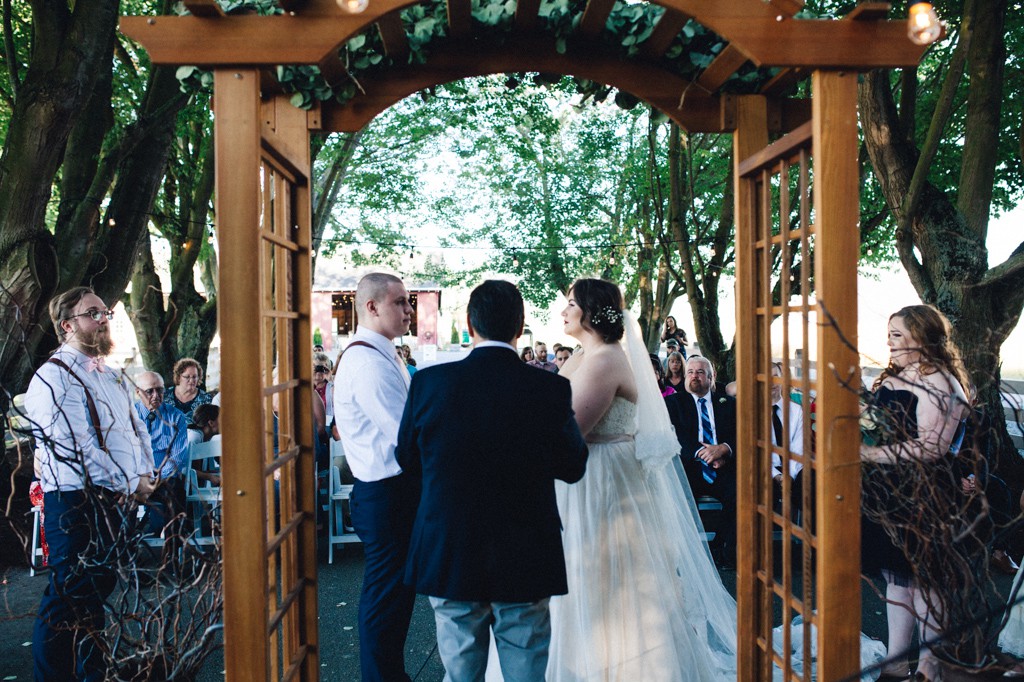 julia kinnunen photography, wedding, seattle, maplehurst farm, portraits, ceremony