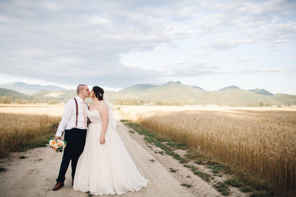 julia kinnunen photography, wedding, seattle, maplehurst farm, portraits