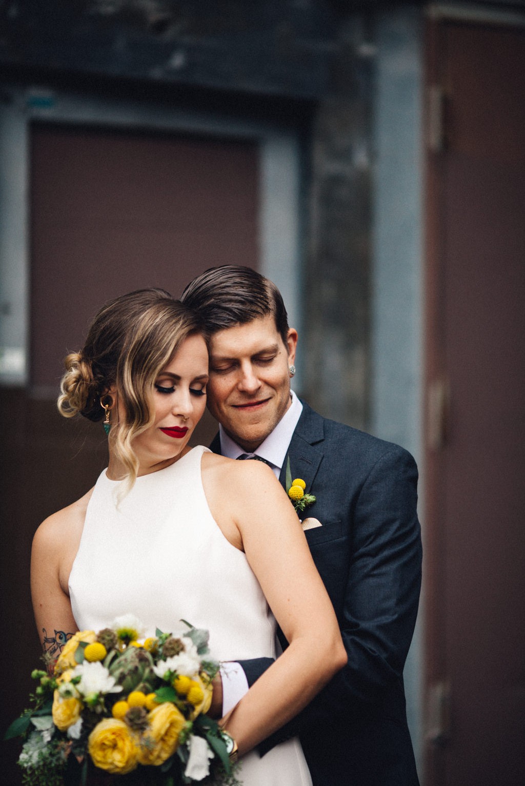 julia kinnunen photography, wedding, seattle, portraits, bride, groom, axis pioneer square, urban wedding