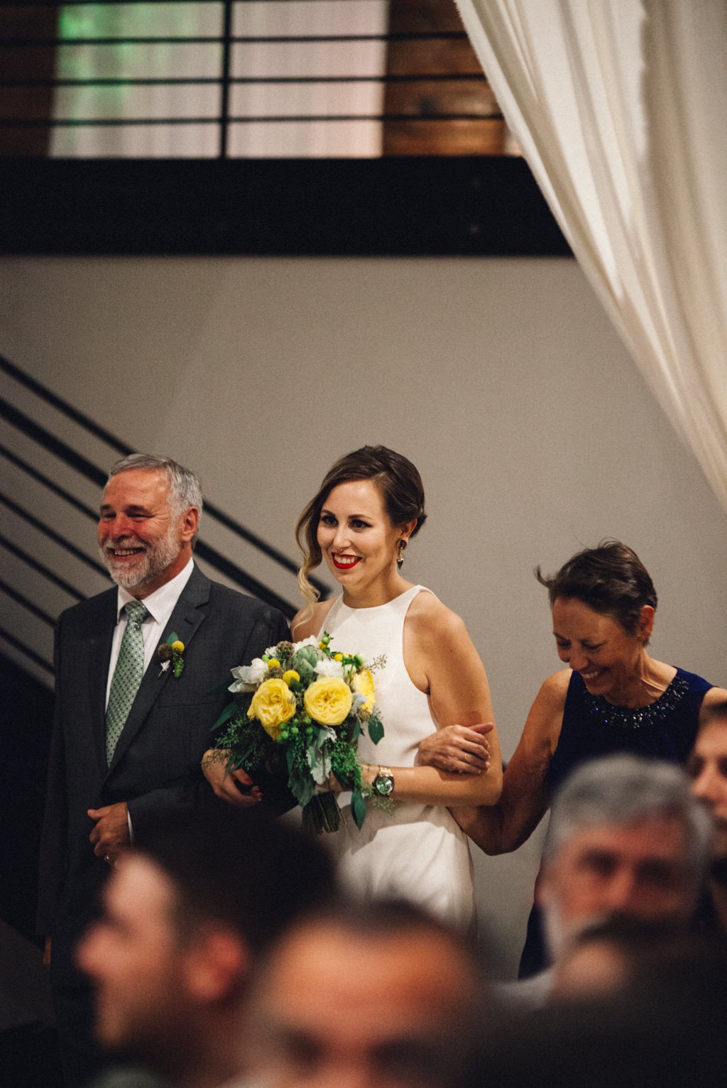 julia kinnunen photography, wedding, seattle, portraits, bride, groom, axis pioneer square, urban wedding, ceremony