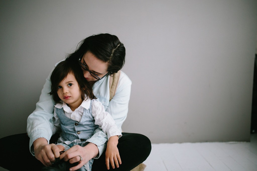 julia kinnunen photography, seattle, girl boss, lady boss, generations, studio sessions, family portraits, kids, family photos, mama and baby