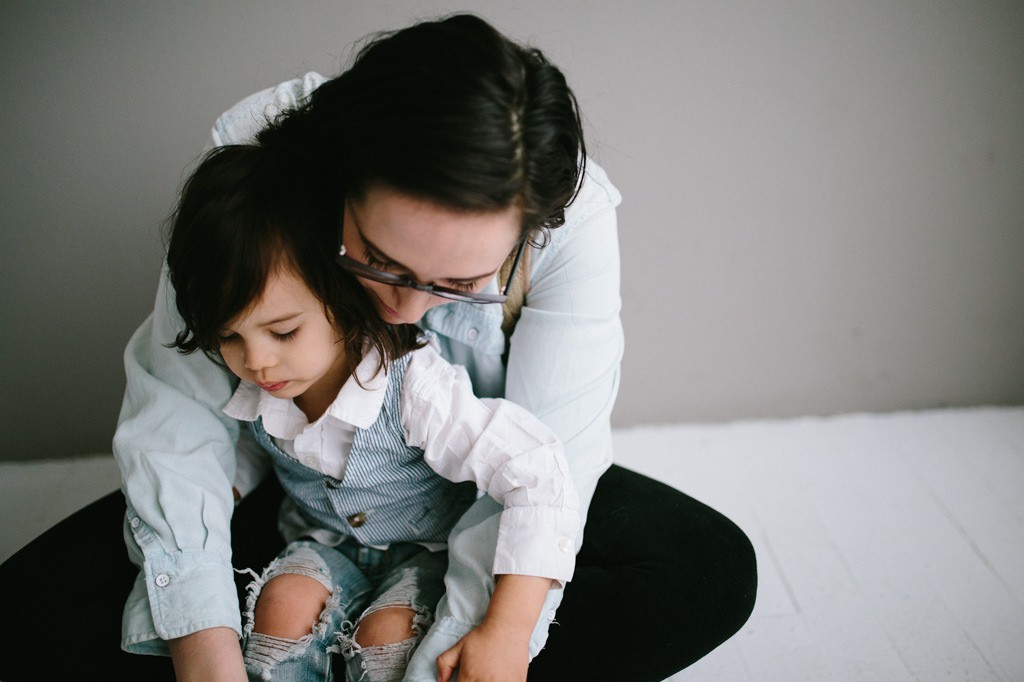 julia kinnunen photography, seattle, girl boss, lady boss, generations, studio sessions, family portraits, kids, family photos, mama and baby