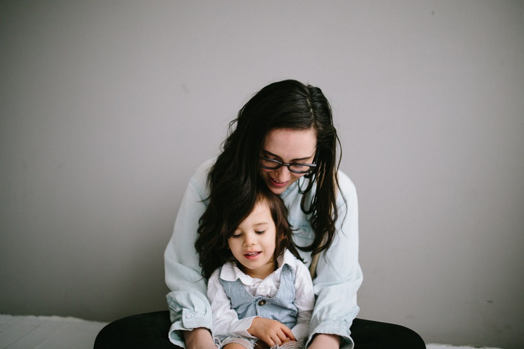 julia kinnunen photography, seattle, girl boss, lady boss, generations, studio sessions, family portraits, kids, family photos, mama and baby