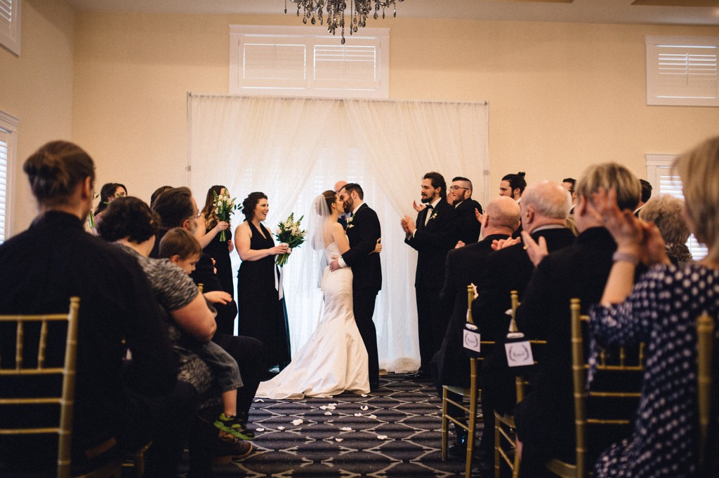 julia kinnunen photography, wedding, seattle, pacific northwest, seattle bride, ceremony, majestic inn and spa