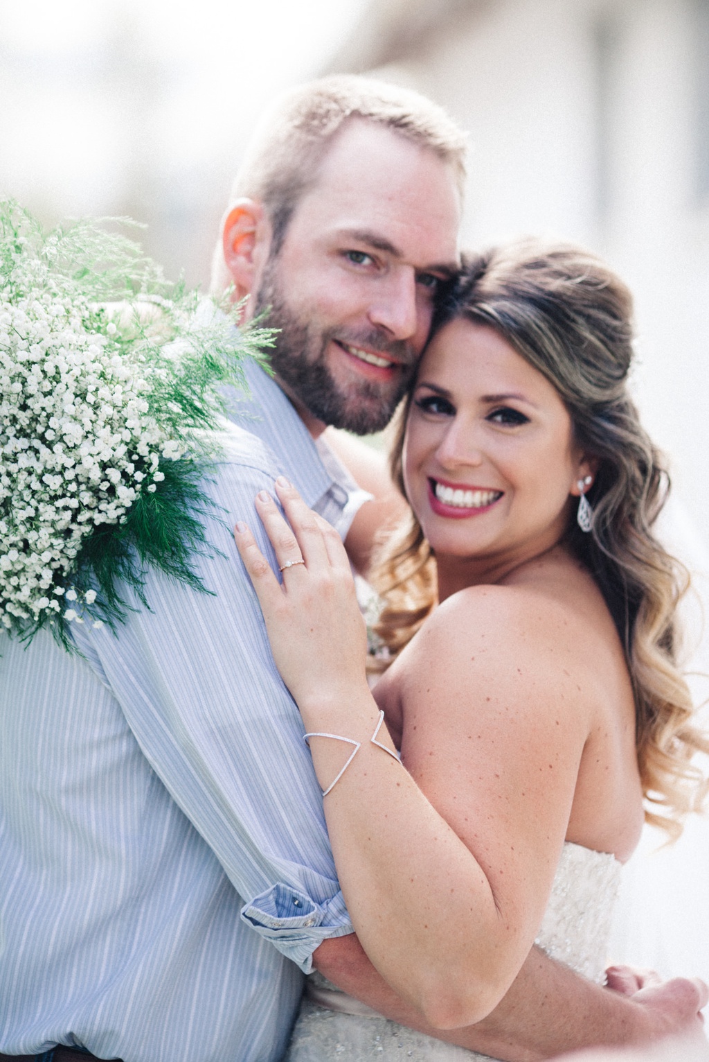 julia kinnunen photography, wedding, seattle, getting ready, pacific northwest, seattle bride, dairyland, rustic wedding, barn, portraits