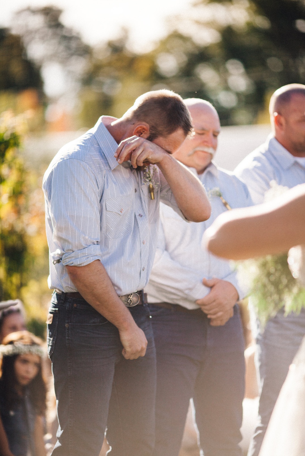 julia kinnunen photography, wedding, seattle, getting ready, pacific northwest, seattle bride, dairyland, rustic wedding, barn, ceremony