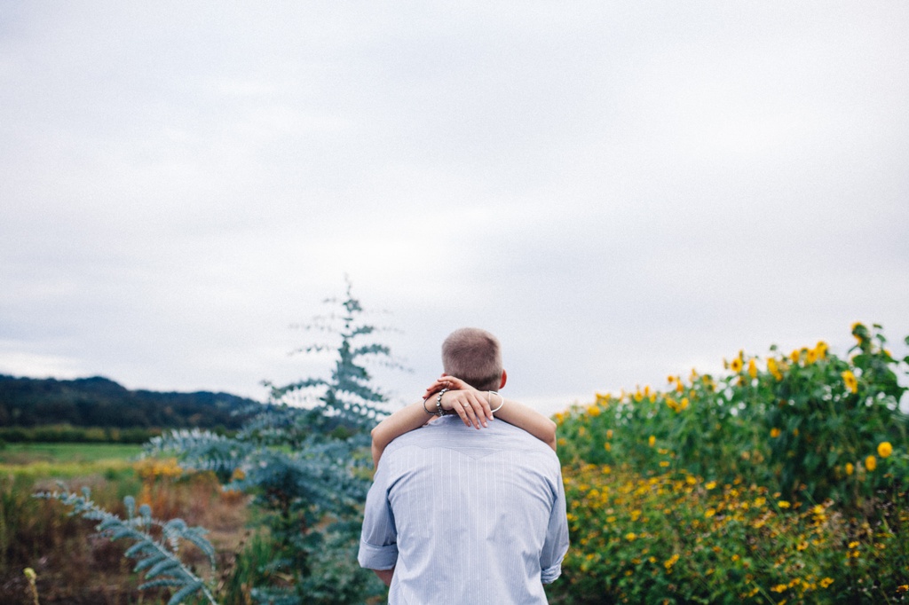 julia kinnunen photography, wedding, seattle, getting ready, pacific northwest, seattle bride, dairyland, rustic wedding, barn, portraits