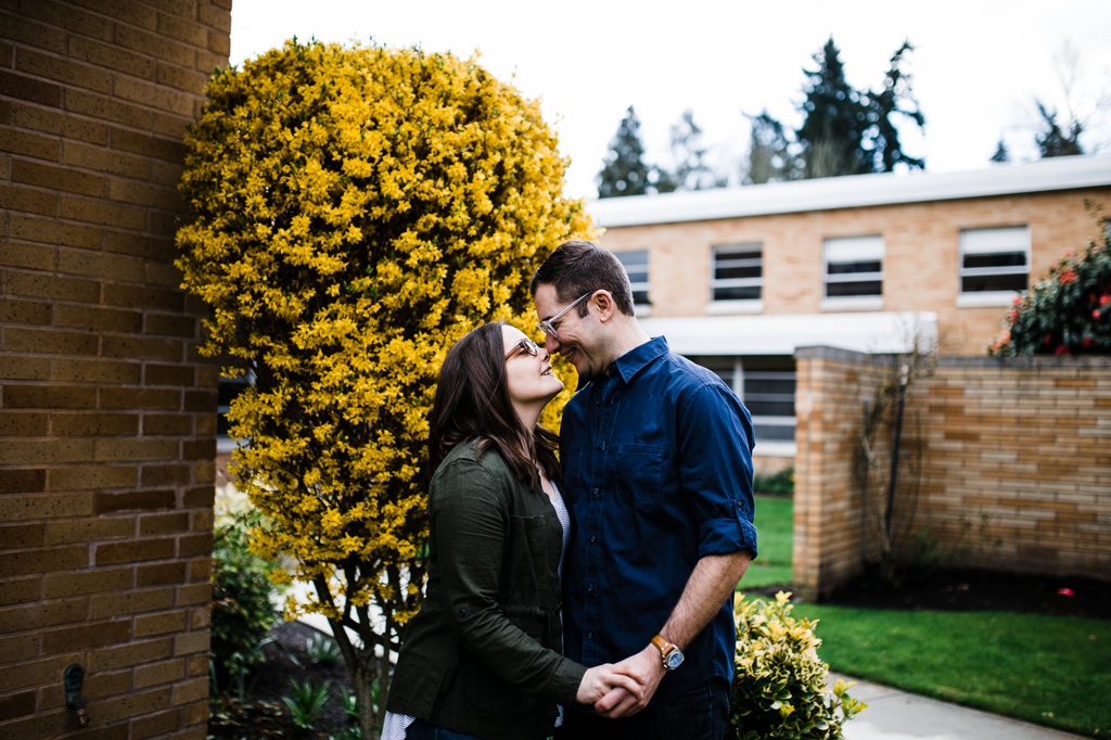 julia kinnunen photography, engagement photos, adventure, bastyr university, college sweethearts, hike, portraits