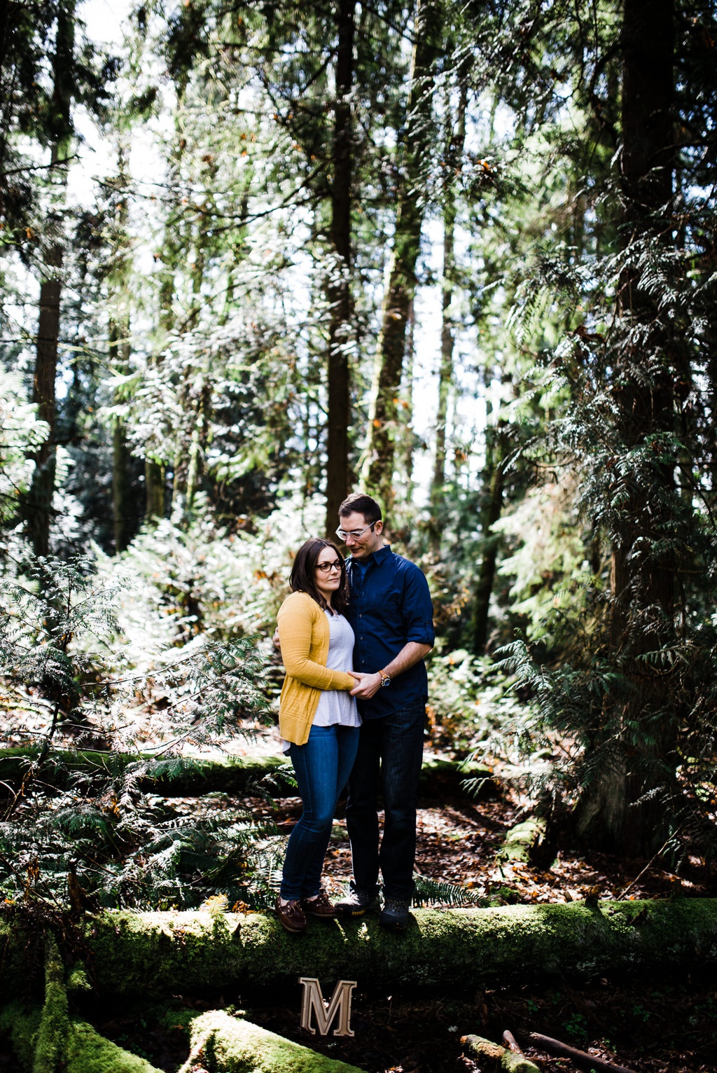 julia kinnunen photography, engagement photos, adventure, bastyr university, college sweethearts, hike, portraits