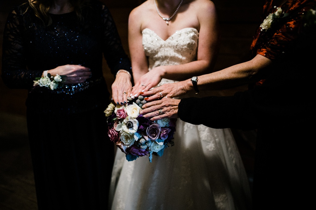 julia kinnunen photography, wedding photography, bride and groom, red barn studios, rustic wedding