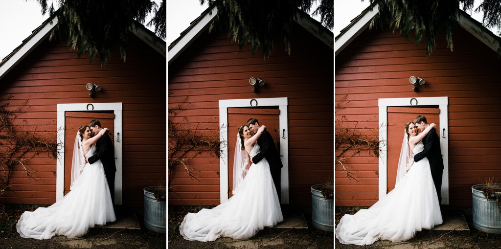 julia kinnunen photography, wedding photography, bride and groom, red barn studios, rustic wedding