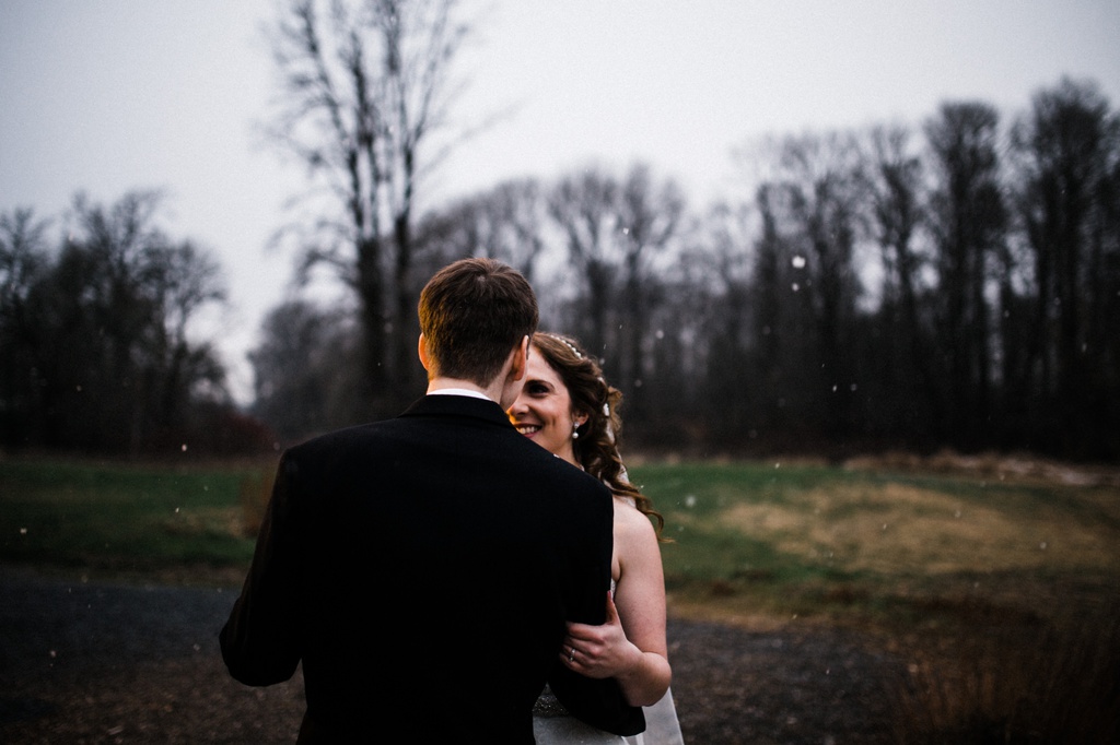 julia kinnunen photography, wedding photography, bride and groom, red barn studios, rustic wedding