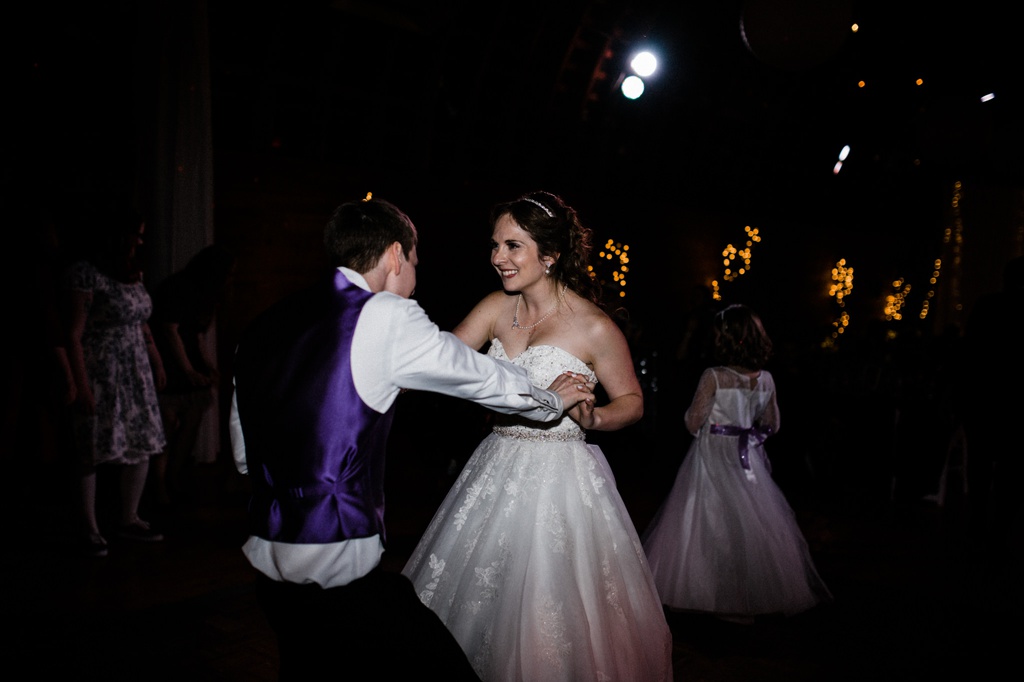 julia kinnunen photography, wedding photography, bride and groom, red barn studios, rustic wedding