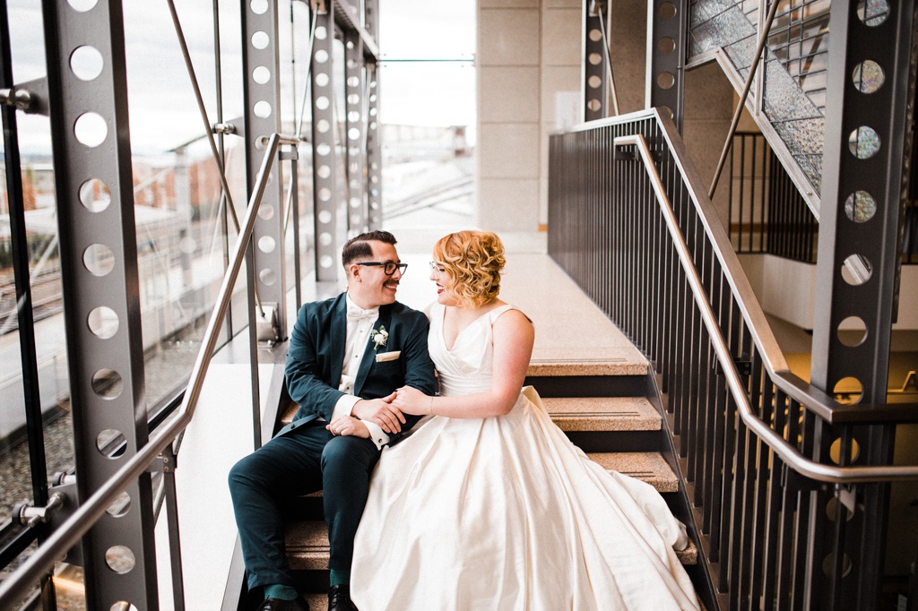 julia kinnunen photography, wedding, seattle wedding photographer, monte cristo ballroom, offbeat bride