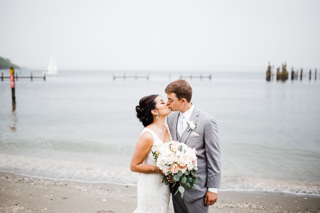 julia kinnunen photography, ballard bay club, seattle wedding, wedding photography, first look, couples portraits, bride, groom