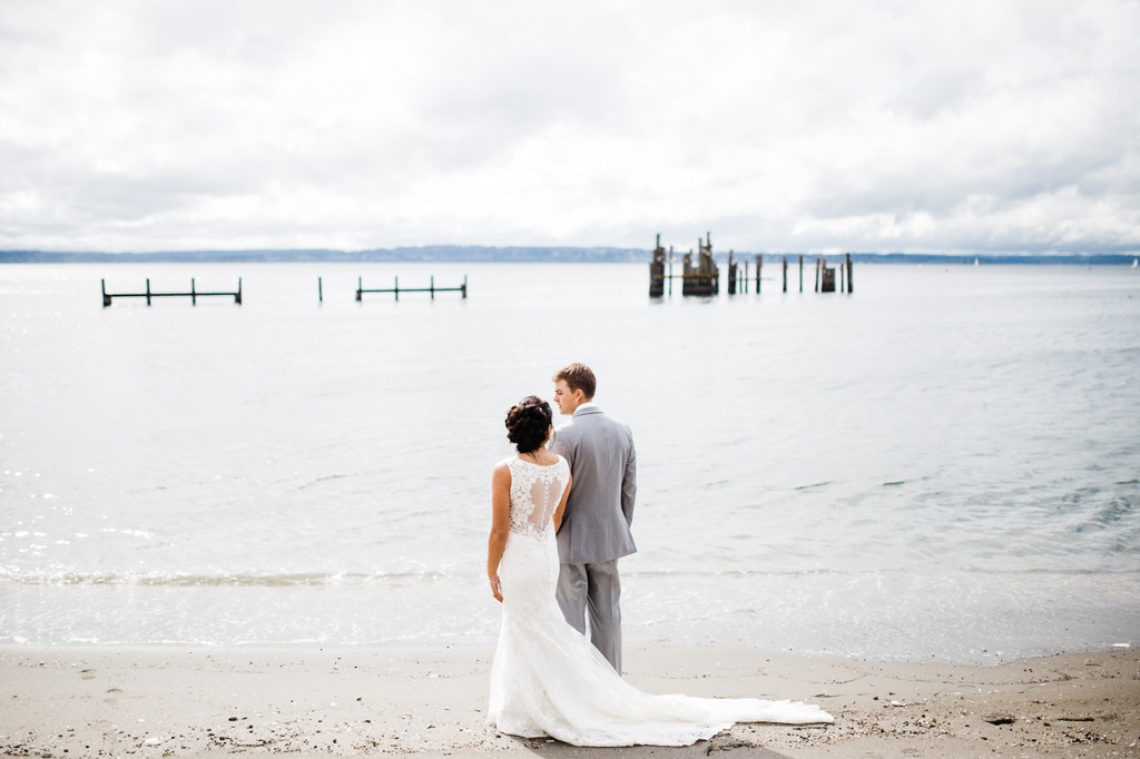 julia kinnunen photography, ballard bay club, seattle wedding, wedding photography, family, bride, groom, couples portraits