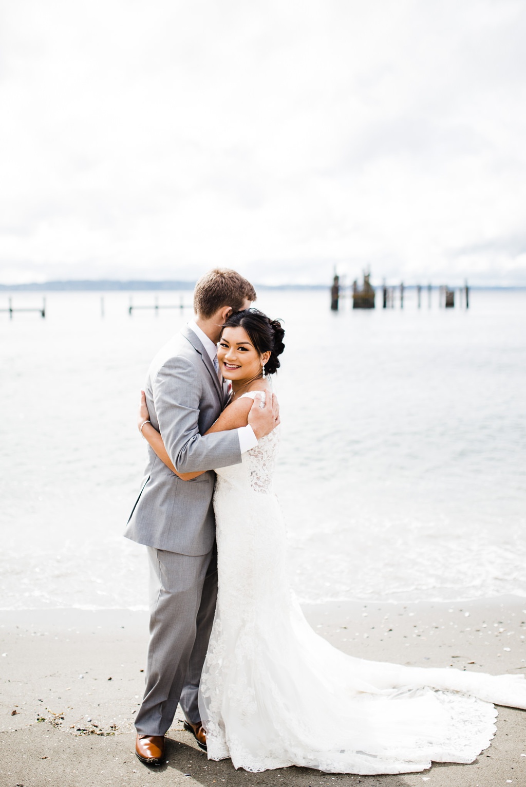 julia kinnunen photography, ballard bay club, seattle wedding, wedding photography, family, bride, groom, couples portraits