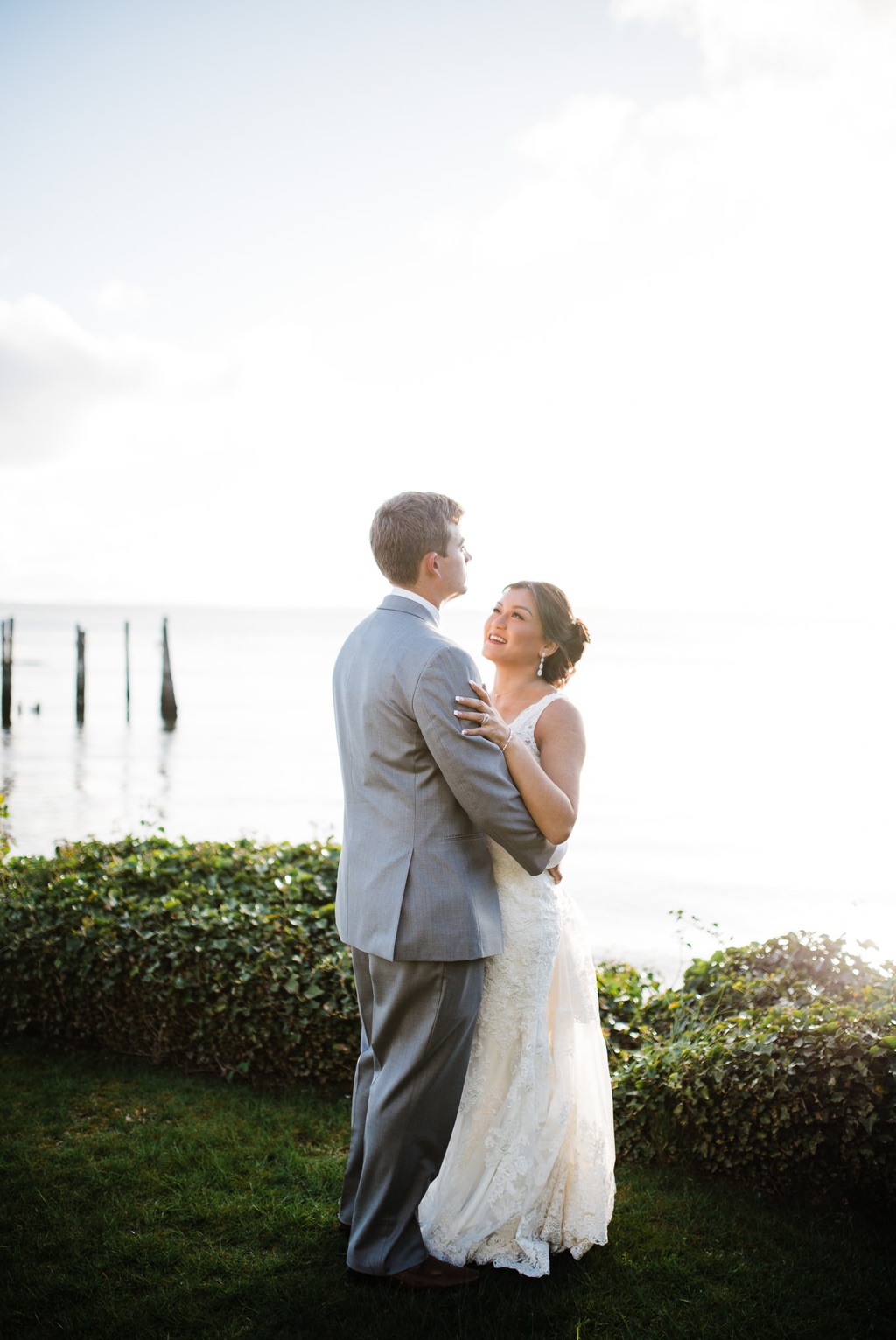 julia kinnunen photography, ballard bay club, seattle wedding, wedding photography, family, bride, groom, couples portraits