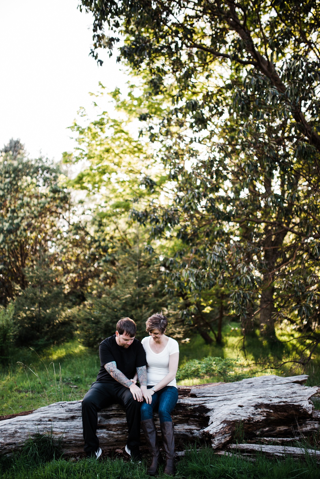 julia kinnunen photography, engagement photos, adventure, discovery park, hike, portraits