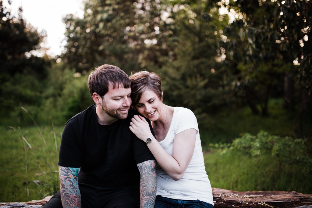 julia kinnunen photography, engagement photos, adventure, discovery park, hike, portraits