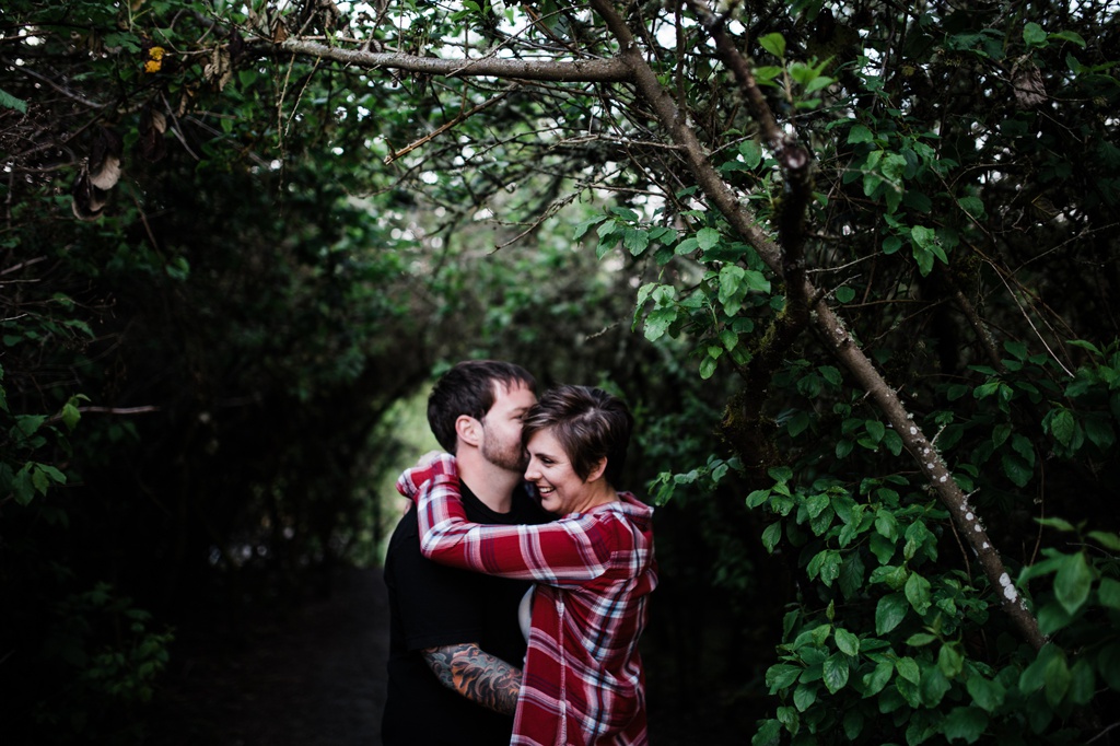 julia kinnunen photography, engagement photos, adventure, discovery park, hike, portraits