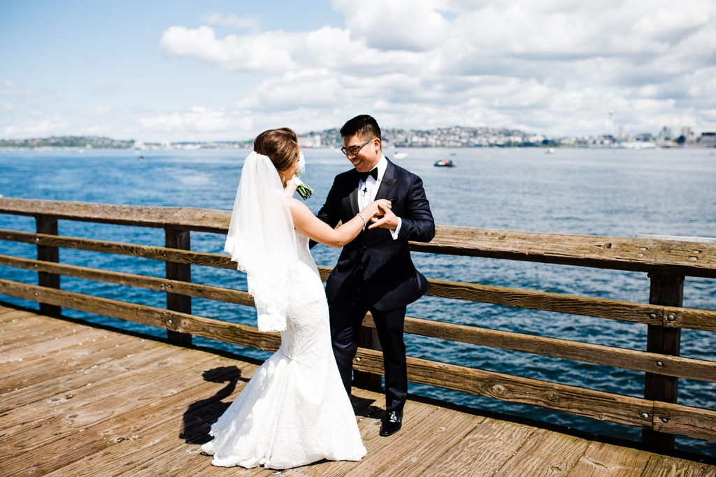 julia kinnunen photography, the foundry by herban feast, seattle wedding, wedding photography, first look, portraits