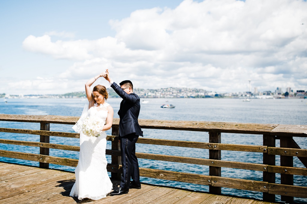 julia kinnunen photography, the foundry by herban feast, seattle wedding, wedding photography, first look, portraits