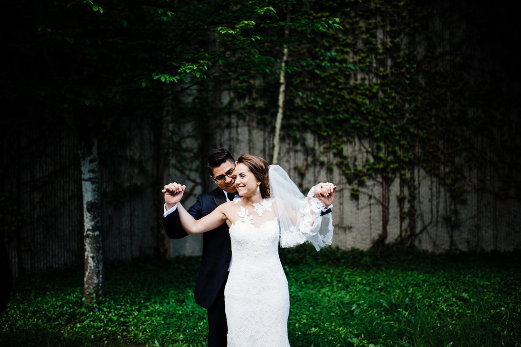 julia kinnunen photography, the foundry by herban feast, seattle wedding, wedding photography, first look, portraits