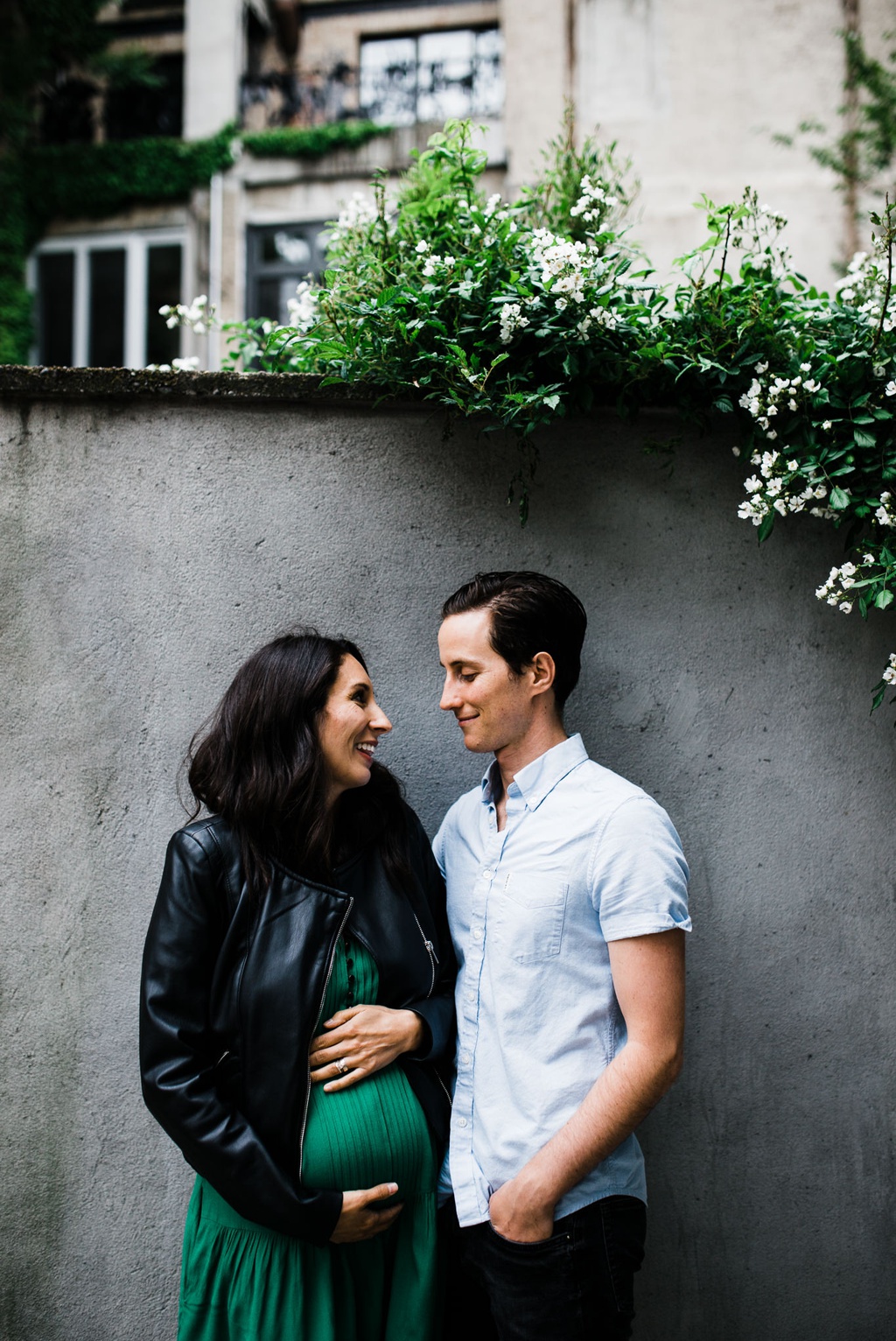 julia kinnunen photography, seattle, new york city, greenwich village, family portraits, family photos, expecting, new parents, baby on the way, maternity photos