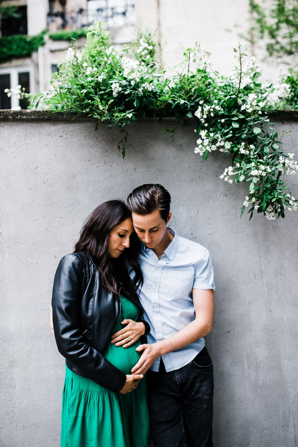 julia kinnunen photography, seattle, new york city, greenwich village, family portraits, family photos, expecting, new parents, baby on the way, maternity photos