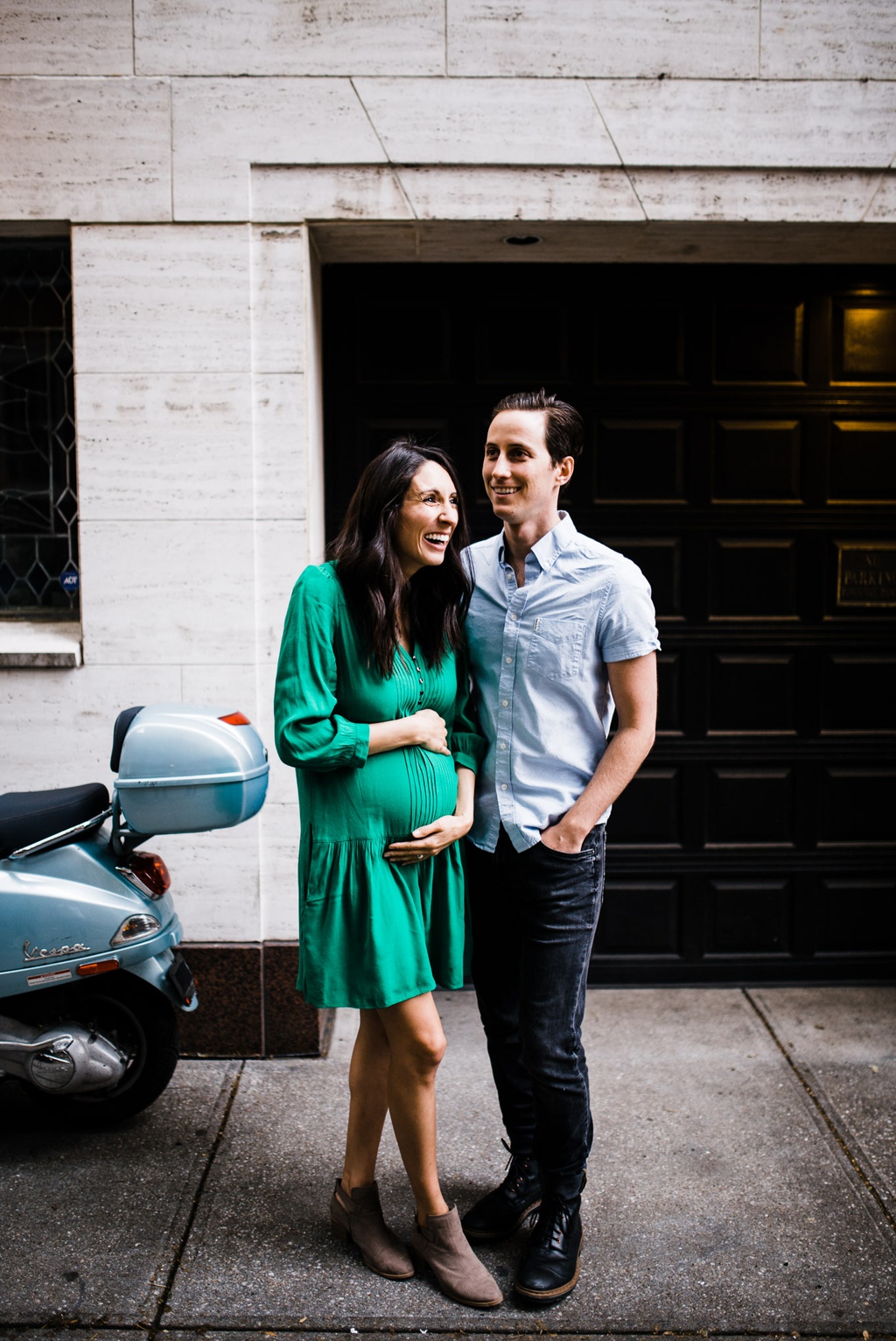 julia kinnunen photography, seattle, new york city, greenwich village, family portraits, family photos, expecting, new parents, baby on the way, maternity photos